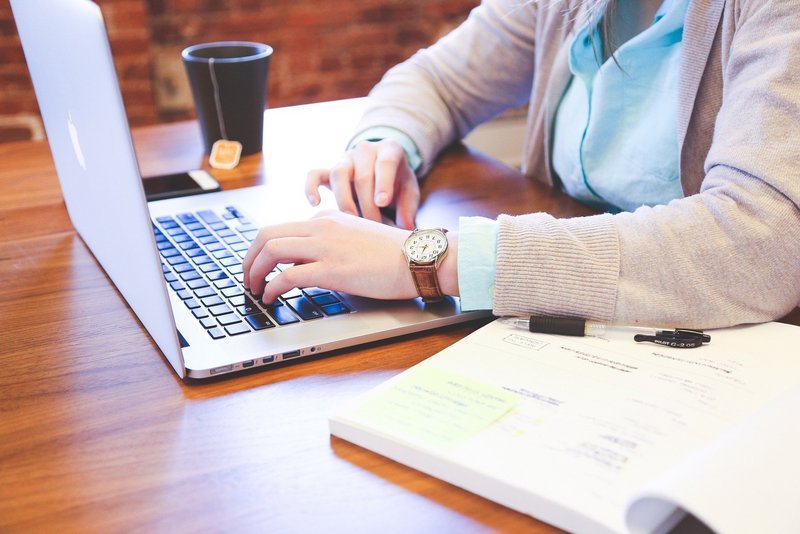 Ausbildung (Foto: pixabay, Startup Stock Photos) 