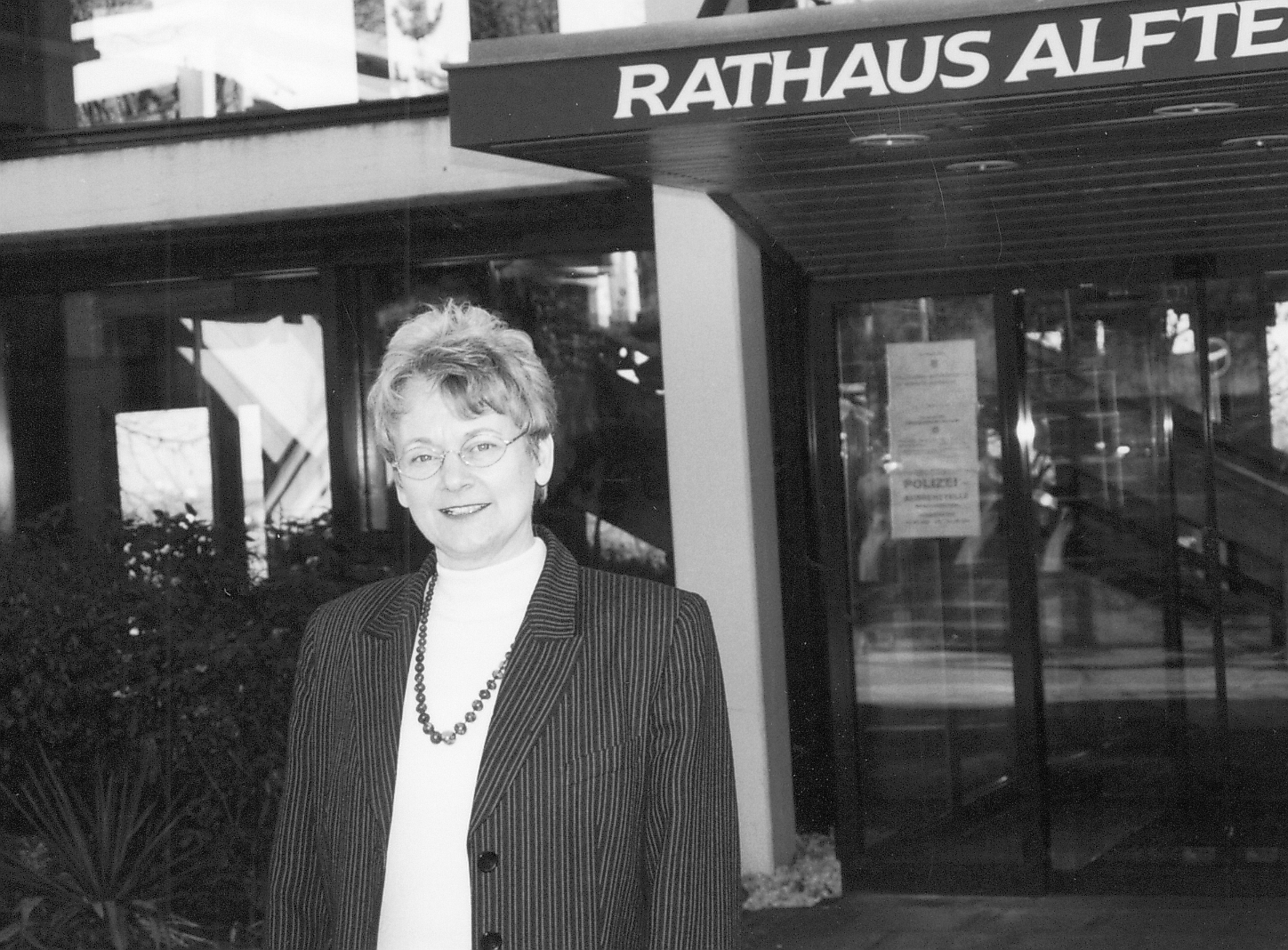 Die Gemeinde Alfter trauert um Bürgermeisterin a. D. Dr. Bärbel Steinkemper (Foto: Gemeinde Alfter) Die Gemeinde Alfter trauert um Bürgermeisterin a. D. Dr. Bärbel Steinkemper (Foto: Gemeinde Alfter) - vergrößerte Darstellung öffnen